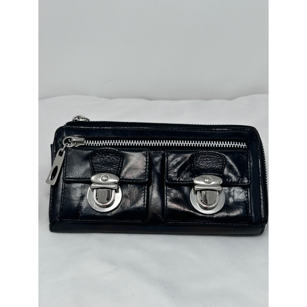 Nino BOSSI Black Leather Zip Around Wallet Floral Lined